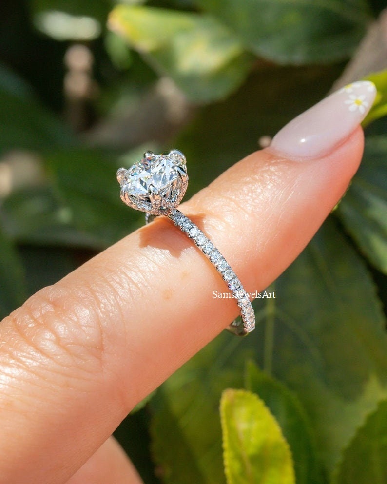 2CT Runde Brilliant Cut Moissanite Frauen Ring / Massiver Ehering aus 14 k Gold / Sterling Silber Versprechen Ring / 6 Krallen Zinken Solitär Ring Bild 6