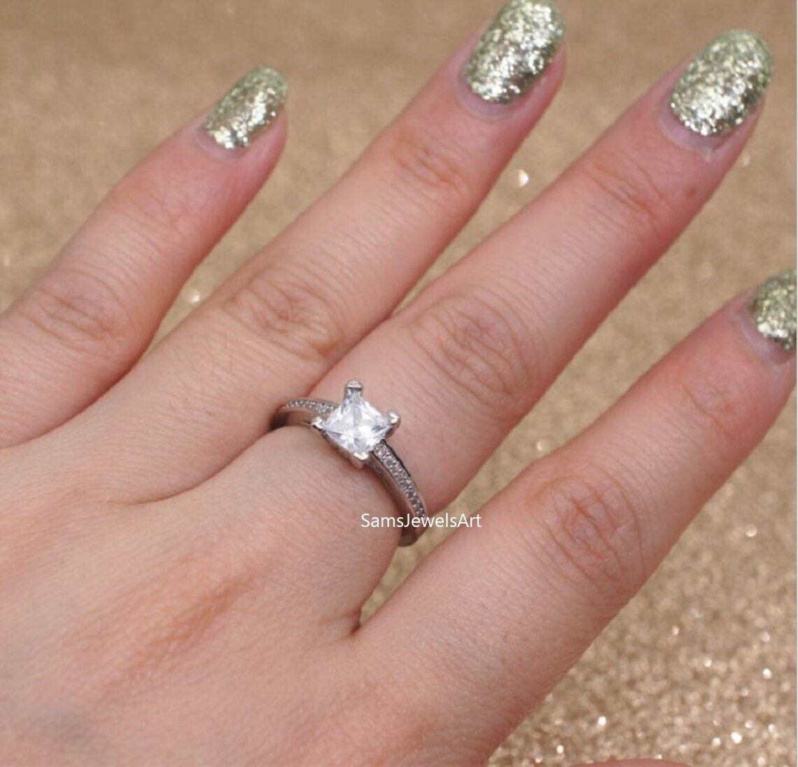 Pierre Moissanite Principessa Taille 2x2mm - Neuve Avec étiquettes, Pour Création De Bijoux