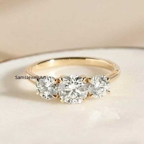 2.55CT 3 Stone Round Moissanite Engagement Ring /  925 Sterling Silver Ring For Her / 3 Stone Solitarie Wedding Ring / 18K Yellow Gold Ring