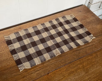 Handwoven Plaid Linen Table Mat