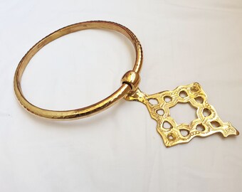 Unlacquered Brass Towel Ring Holder – Ornate Wall Mounted Hanger
