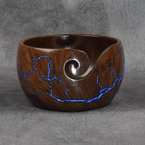 Rosewood Yarn Bowl with Fractal Burning Resin Design - Handmade Wooden Yarn Bowl - Large Yarn Holder for Knitting & Crocheting |Gift for Mom