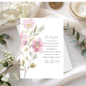 Bellissimo biglietto d'auguri floreale per la nipotina, download immediato.