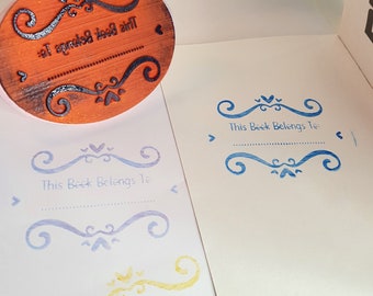 Customisable Rubber stamp for books. This Book Brlongs To .... Stamp for library. 75x55mm