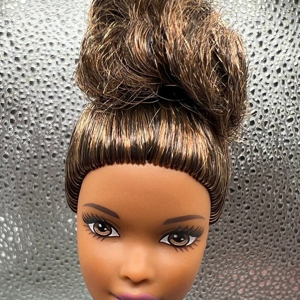 Amazon Exclusive Barbie MTM Head