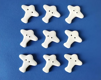 White Ceramic Airplane Ornaments, 4.5cm. Bisque Fired, Handmade Pendants, ideal for any type of Craft Project. Unglazed/Unpainted