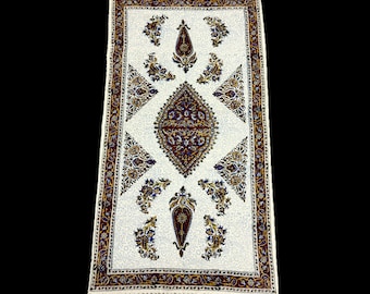 Floral Table Runner: Persian Style Decor