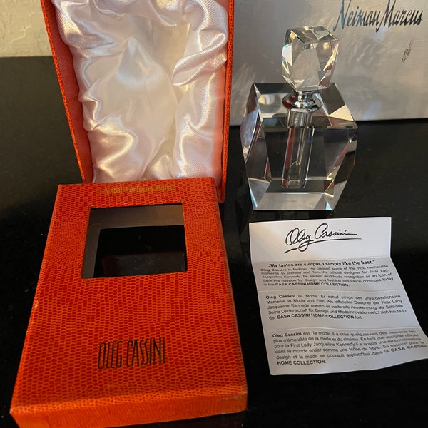 VINTAGE EXtraordinary FINE CRYSTAL Oleg Cassini Clear Perfume Bottle In orig Box