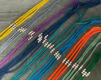 10 x Rakhi semplici con perline d'argento (confezione da 10)