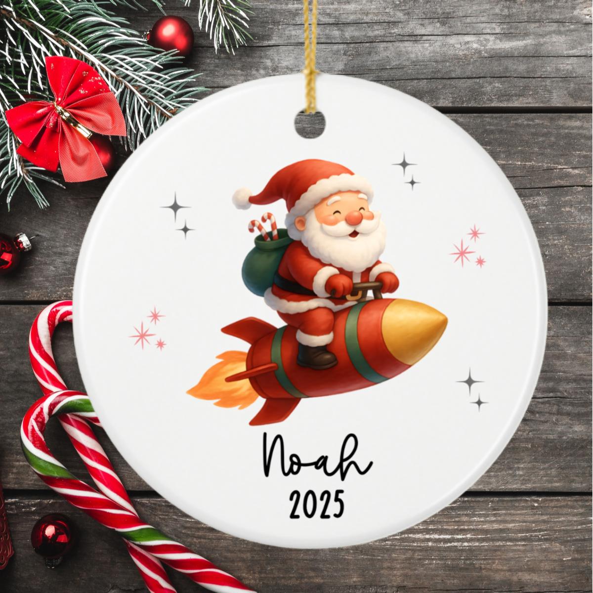 パーソナライズされたサンタロケットクリスマスオーナメントホリデー