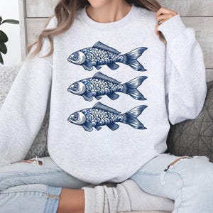 Toile Fish Sweatshirt Gift For Mom Shirt Fish Sweater Mother&#39;s Day Gift Sweater Birthday Gift For Mom Fisherman Aesthetic Chinoiserie Fish
