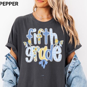 Fifth Grade Teacher Shirt Christmas Gift For A Teacher Appreciation Gift T-shirt Back to School Fifth Grade Teacher Shirt 5th Grade