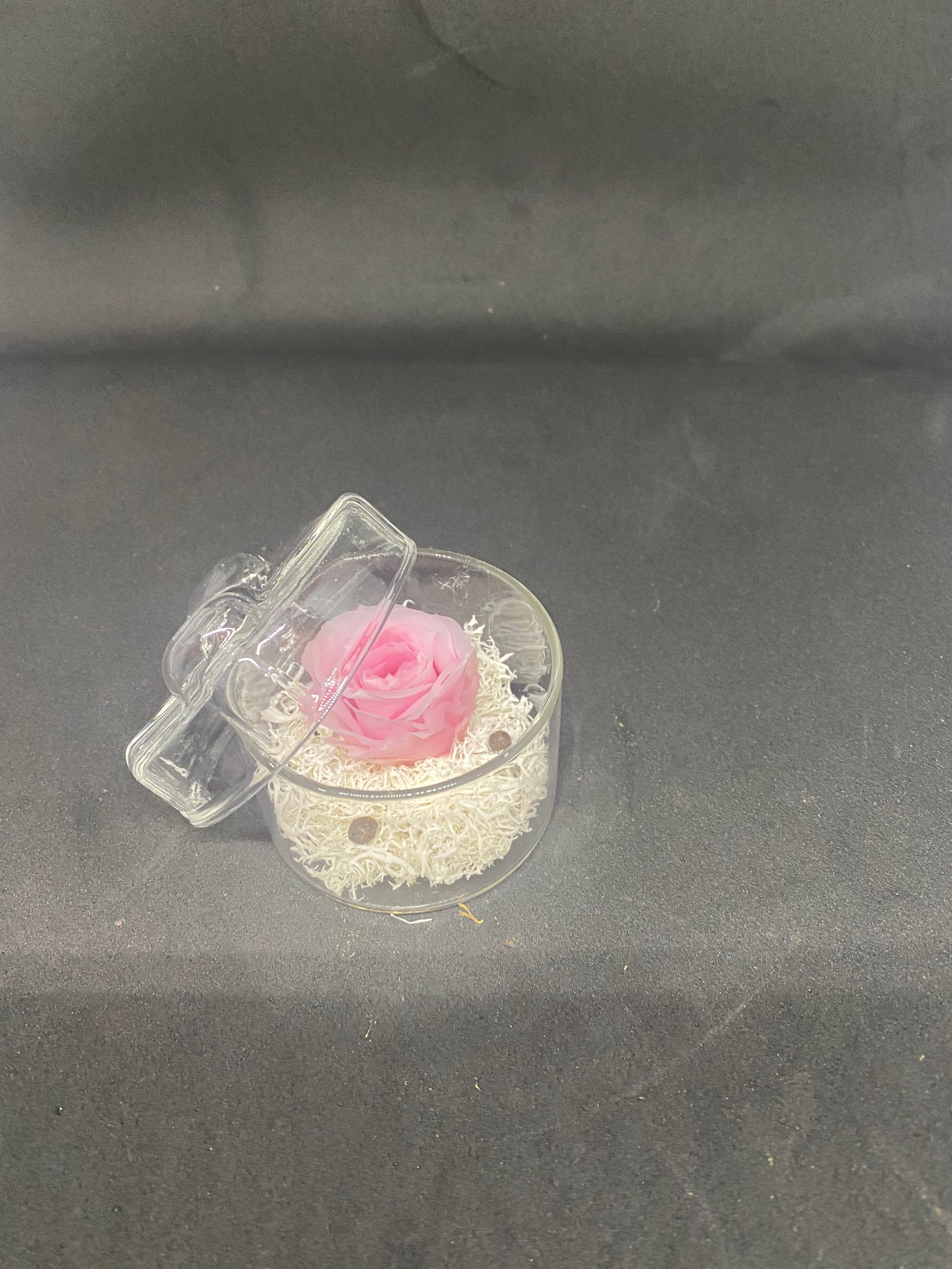 Composition Dans Boîte Cadeau Ronde