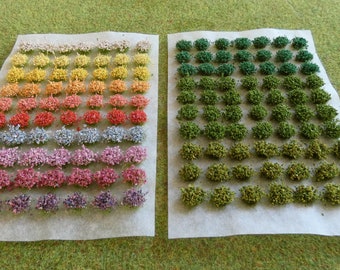 Self Adhesive Grass Tufts 'Flowering & Foliage' (140) for Model Railway, Wargaming and Dioramas