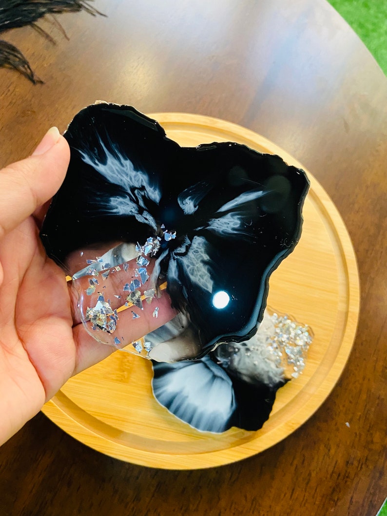 Black and White Forever Resin Geode Coaster set 12.8cm x 11cm x 0.5cm. image 4