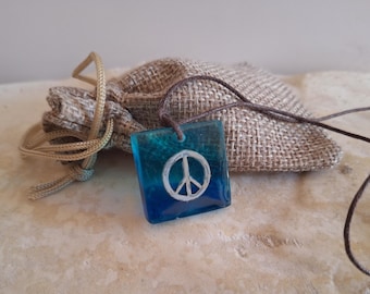 Pingente da paz com efeito de vidro azul