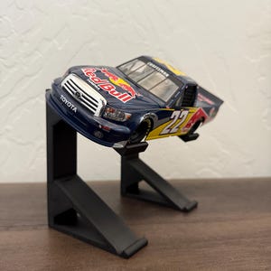 1:24 Diecast Two Tier Angled Display Stand 3D Printed Fits Two Cars