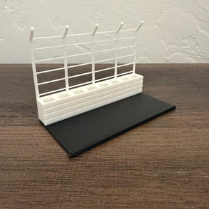 1:64 Diecast Flat Track Display Stand 3D Printed Fits One Car