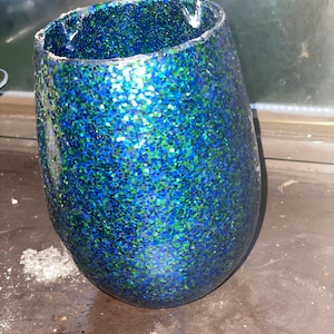 Mermaid Blue stemless wine glass