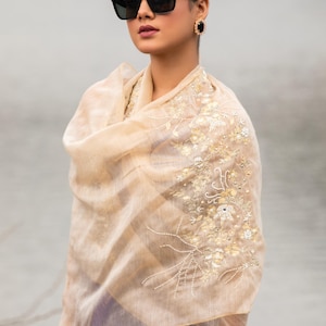 Handcrafted Beige Stole: Floral Embroidery on wool scarf