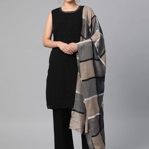 Pure Woolen Shawl with Checks