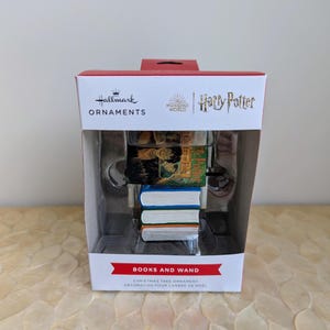 Hallmark Harry Potter Hogwarts Crest Christmas Ornament, New in Box | Wizarding World Hogwarts Shield Tree Decor | Gift for Potterhead