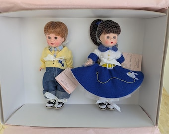 Juego de columpios y sillas de Madame Alexander – 2004, nuevo en caja / Muñeca Wendy de 20 cm con accesorios retro de los años 50 / Artículo de colección vintage n.° 39610