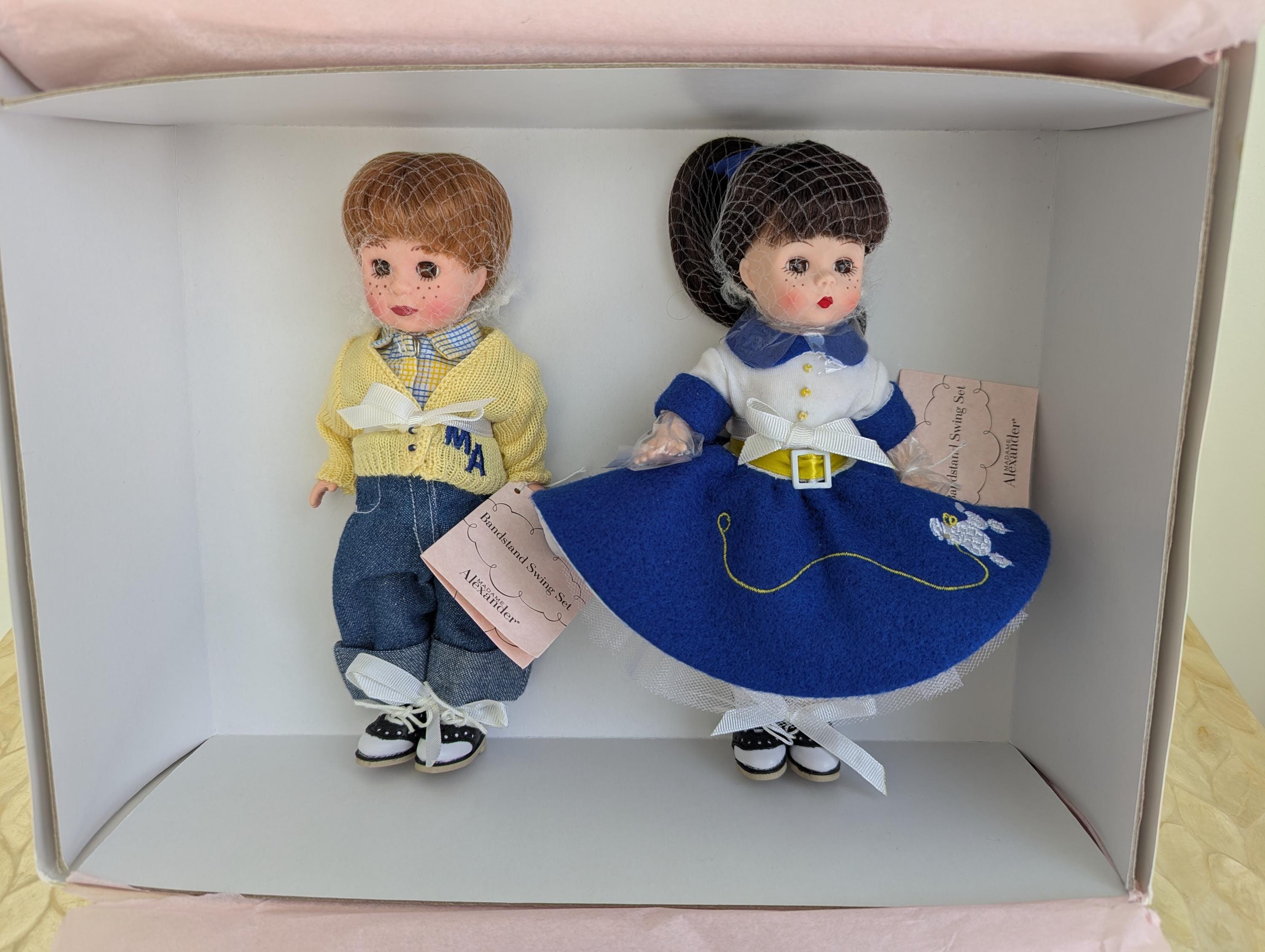 Madame Alexander Bandstand Swing Set – 2004 NIB | 8