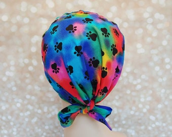 Women scrub caps with buttons, Animal scrub caps, Doctors, Nurses, Vets, Dentist, Tie dye paw prints