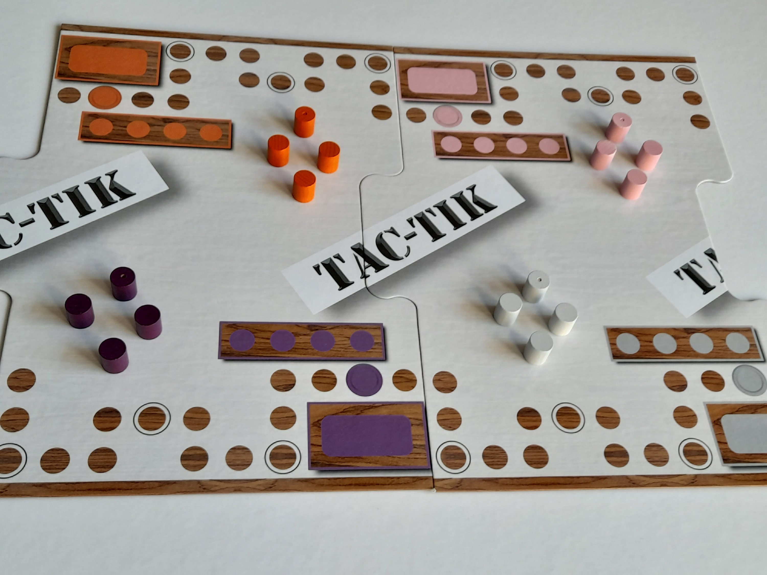 Pions pour jeu Tac-Tik - Jeux de cartes personnalises