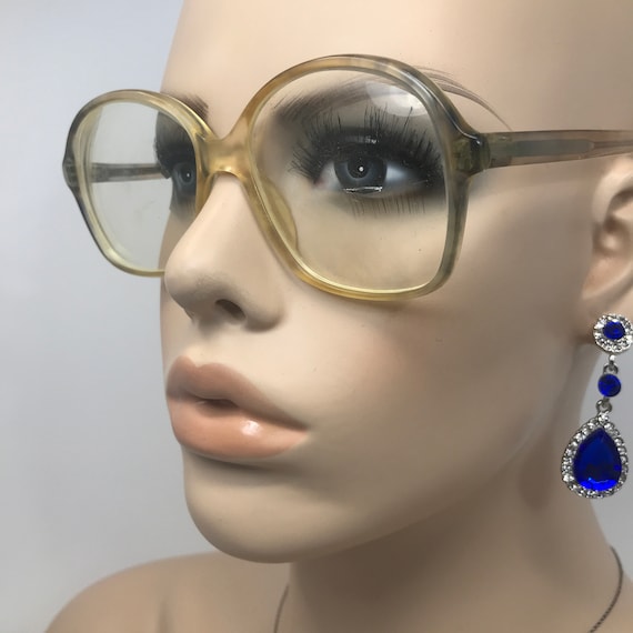Vintage Menrad M920 Eyeglasses Glasses Frame Clea… - image 1