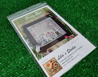 Busy Bee Cross Stitch Pattern by Lila's Studio