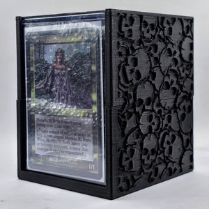 Custom 3D Printed MTG EDH Deck Box with Skull Pattern - Carry Your Commanders in Style!