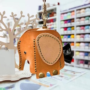 Leather pattern for Dog Poop Bag Dispenser, Pet Poop Bag Holder Leather pattern, Pet Waste Bag Holder PDF template, Dog Waste Bag Carrier