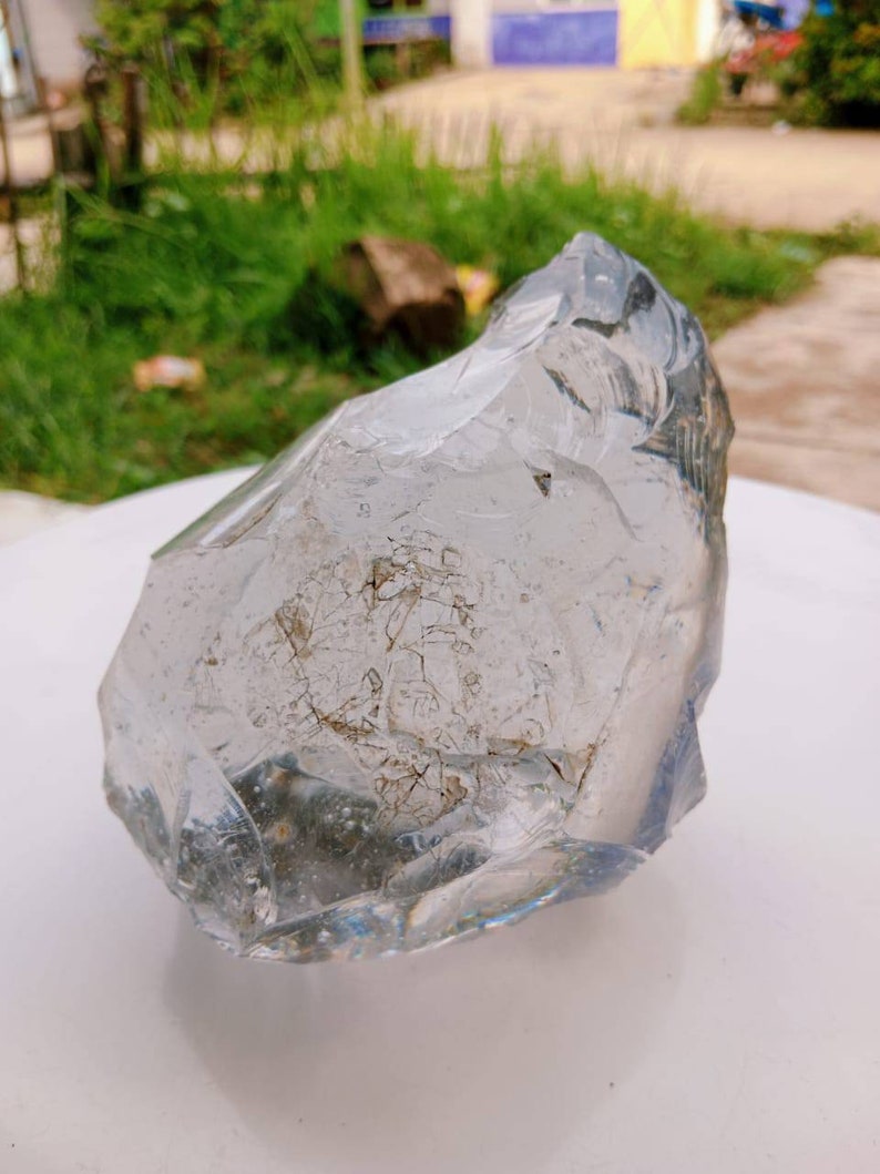 1,8 kgs of rough andara crystal clear white with motif bubbles inside image 5