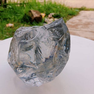 1,8 kgs of rough andara crystal clear white with motif bubbles inside image 7