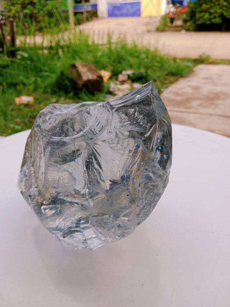 1,8 kgs of rough andara crystal clear white with motif bubbles inside image 7