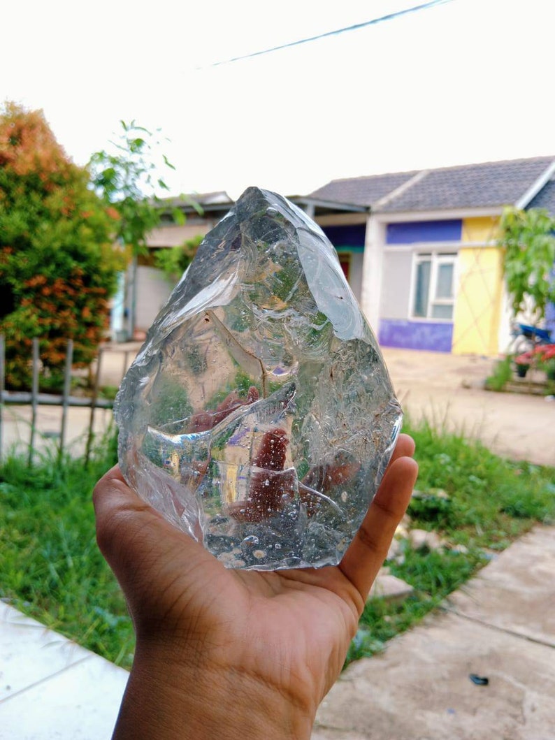 1,8 kgs of rough andara crystal clear white with motif bubbles inside image 6
