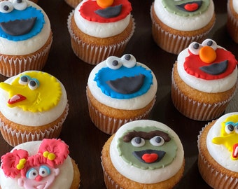 Fondant Cupcake Toppers