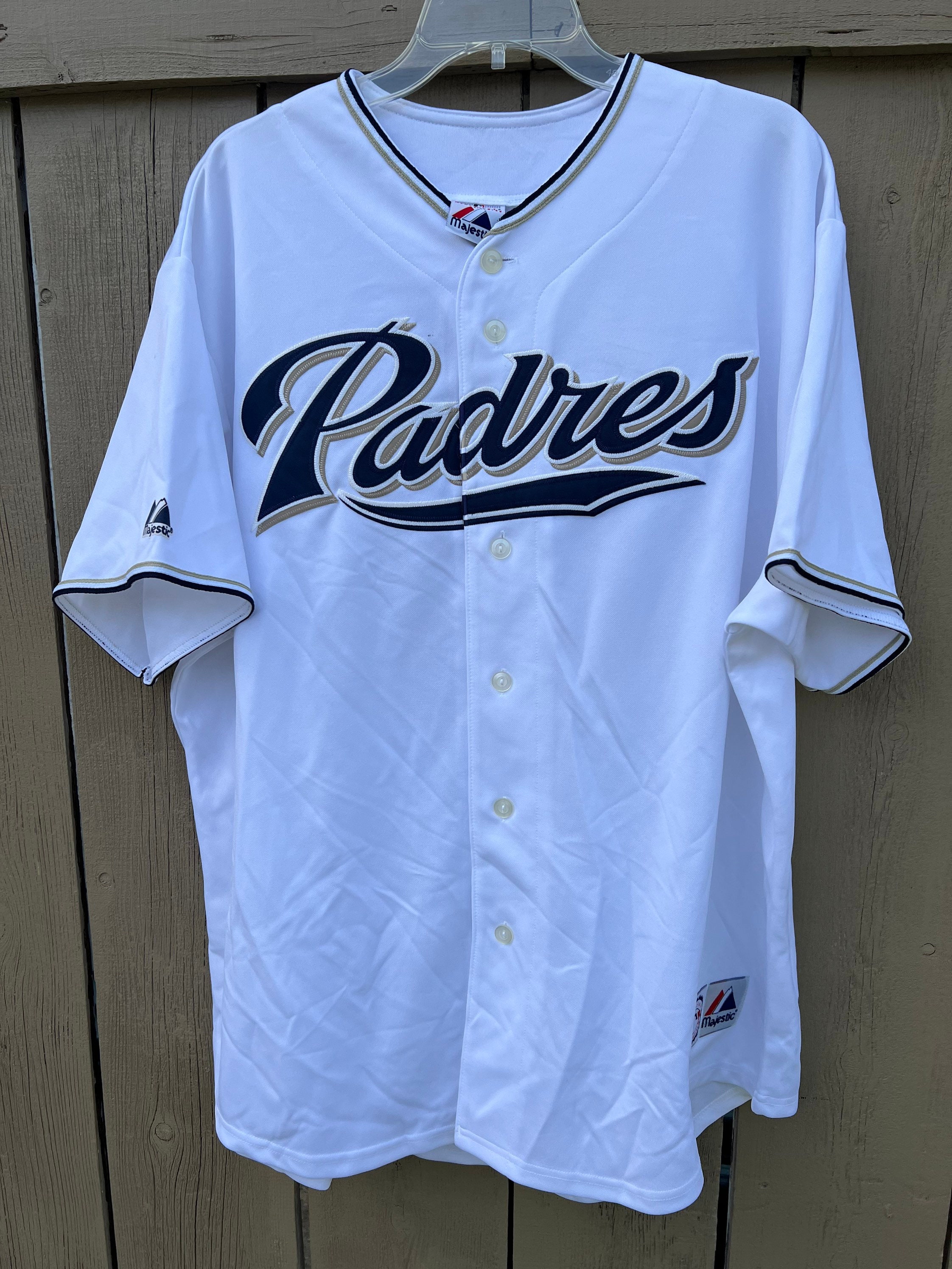 Vintage 2004-10 San Diego Padres SD Majestic Button Down MLB 