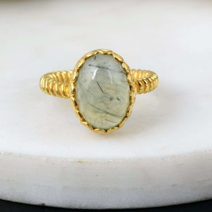 Anel de prehnita genuíno de prata de lei, anel de pedra preciosa oval, anel de prehnita genuíno banhado a ouro, anel de designer feito à mão