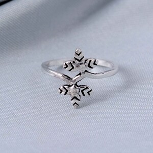 Schattig blad ring, 925 sterling zilveren ring, houdt van ring, sierlijke zilveren blad ring, massief zilveren ring, ring voor vrouwen, hand
