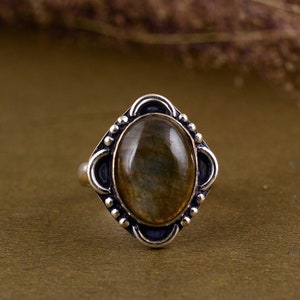 Blue Flashy Labradorite Ring, Natural Labradorite Gemstone Ring, Handmade Designer Ring, Sterling Silver Labradorite Ring, Gift For Him,