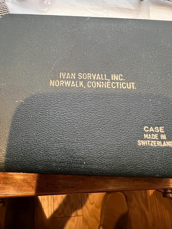 tachometer speed indicator - image 1