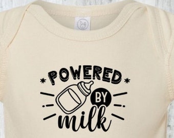 Powered by Milk Onesie - Body rigolo pour bébé - Jolie tenue pour bébé