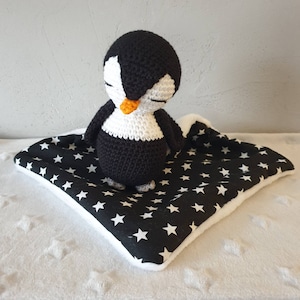 Baby comforter penguin comforter, bola comforter, bola, birth gift, childcare, penguin, amigurumi, birth