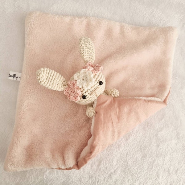 Doudou personnalisé, doudou lapin, doudou bébé, cadeau naissance, rose poudré, naissance, liste de naissance, doudou bola