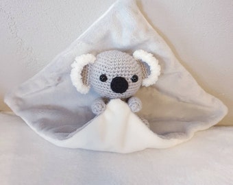 Doudou koala, doudou bébé,  baby boy, koala, baby gift, cadeau naissance, liste de naissance, doudou bola