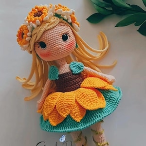 Mönster för virkad blomfe-docka: Amigurumi Ayca-docka (PDF engelska)