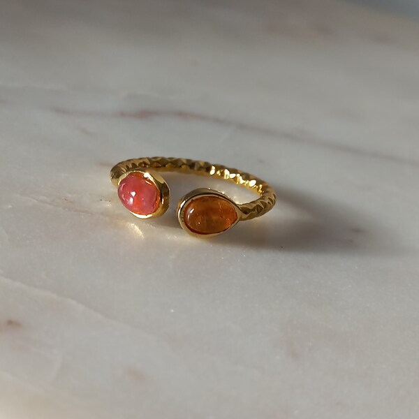 Bague ajustable plaqué or tourmalines rose et orange double pierre cabochon. Anneau empilable, réglable. Bague pour femme.